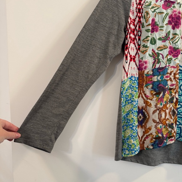 Women’s One September Colorful Patchwork Long Sleeve Top size medium - Picture 2 of 5